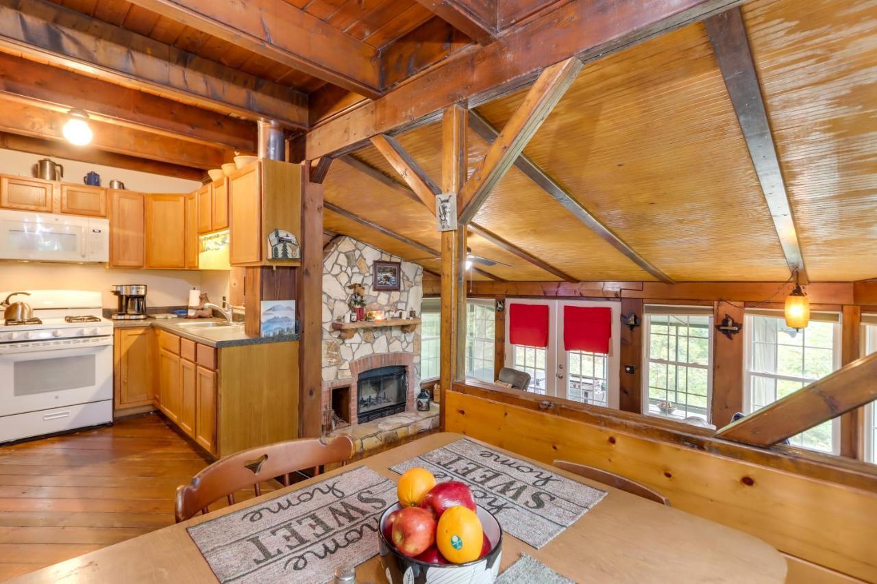 Mountaintop Ellijay Cabin With Private Hot Tub Экстерьер фото