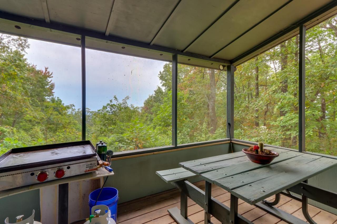 Mountaintop Ellijay Cabin With Private Hot Tub Экстерьер фото